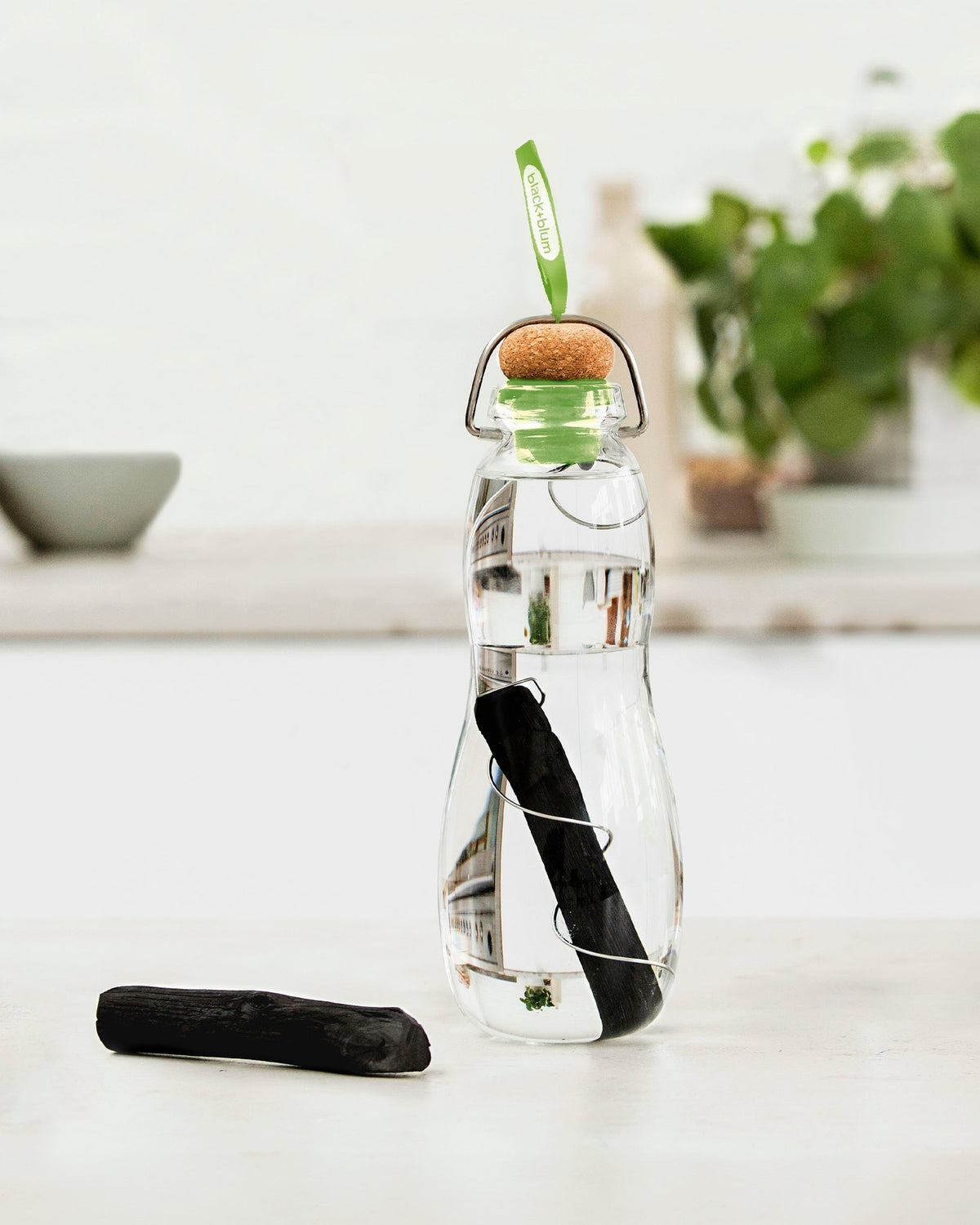 EAU GOOD GLASS - Lime - Water Bottle - blickblum.com